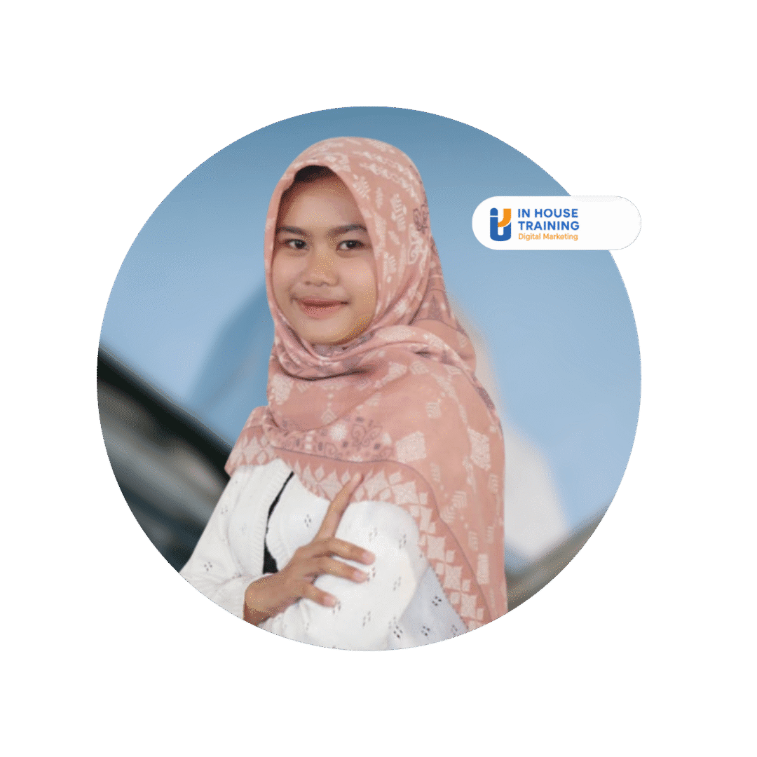 Indah Lestari – Trainer InHouse Training Digital Marketing