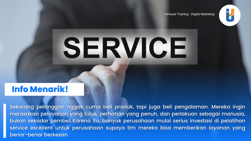peserta pelatihan service excellent untuk perusahaan sedang praktik komunikasi pelanggan