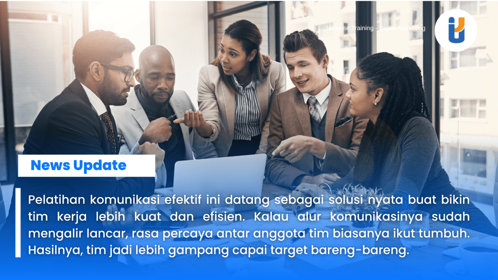 Peserta mengikuti Pelatihan Komunikasi Efektif di ruang meeting perusahaan